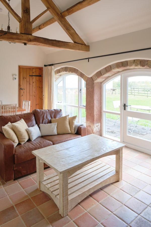 Swallow Barn At Millfields Farm Cottages Ashbourne  Exteriör bild